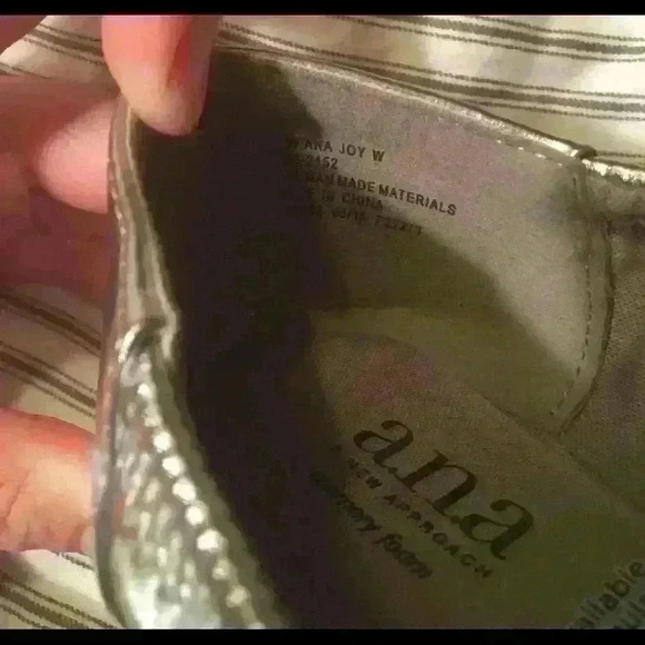 a.n.a silver ballet flats 7W memory foam - Picture 5 of 10